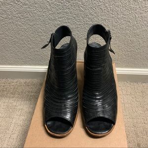 Paul Green black sandals.